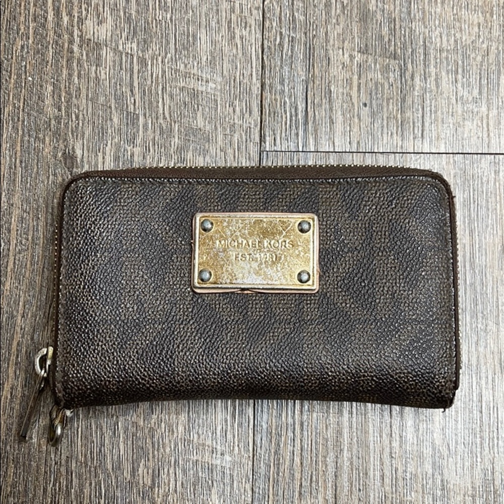 Michael Kors Wallet 💗